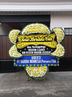 Papan Bunga Duka di Suti Semarang